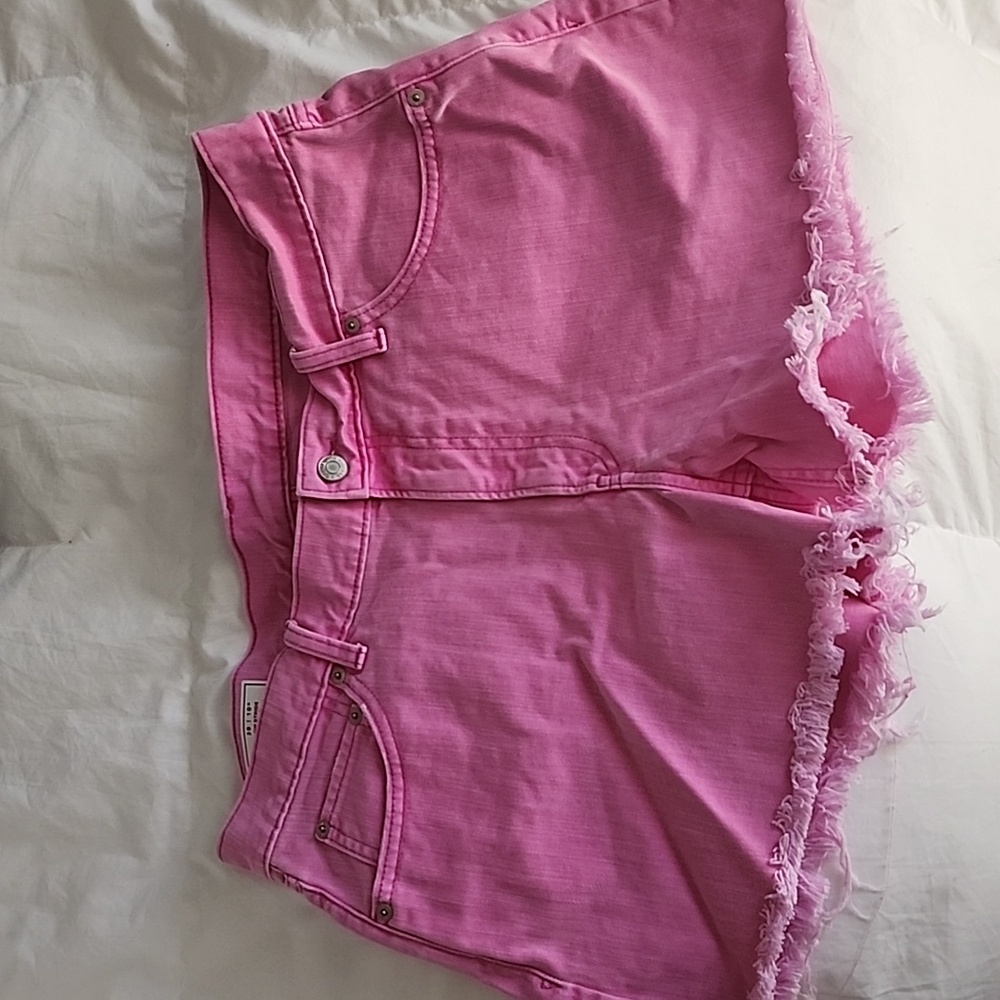 GAP  Pink Low Stride Jean Short